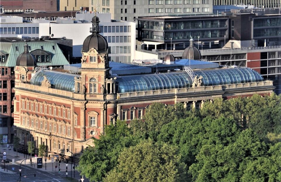 Glaskuppel Medizinicum Hamburg