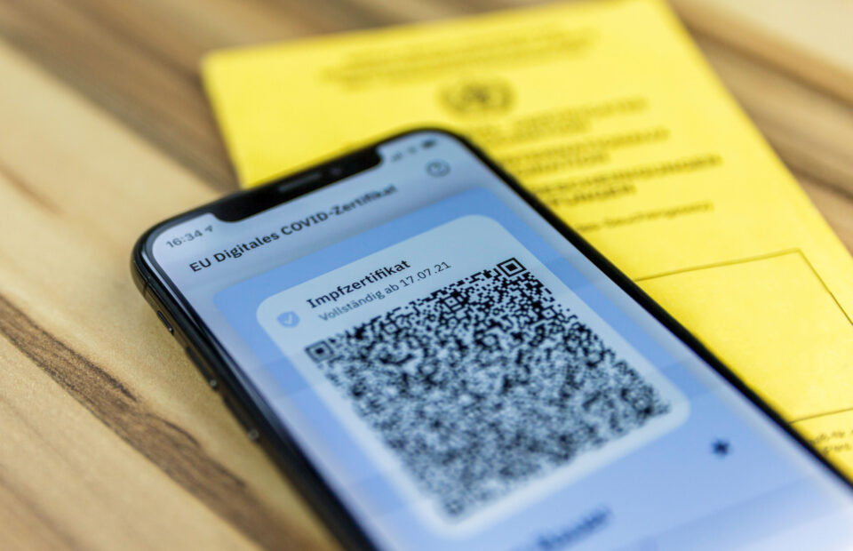 Sanecum presse impfzertifikat